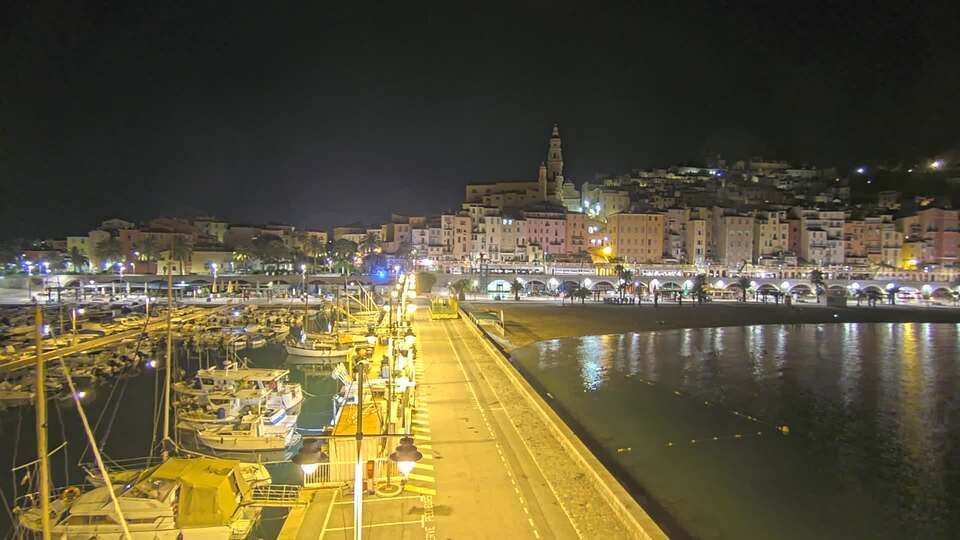 Menton: Plage des Sablettes