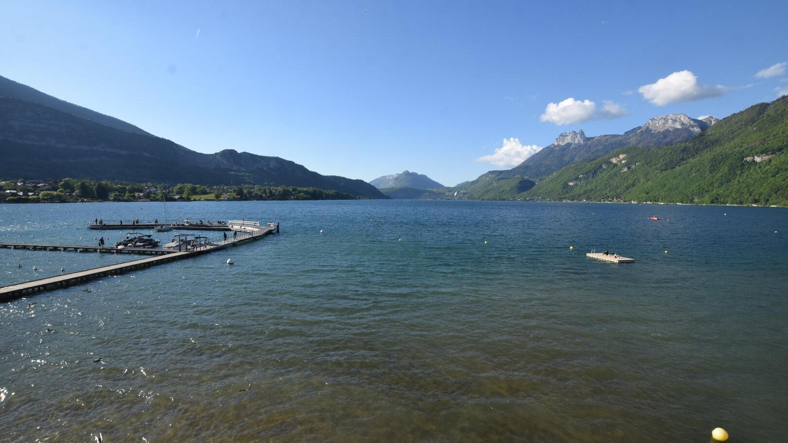 Doussard: Plage de Doussard - Bout du Lac - Au bout du lac d'Annecy