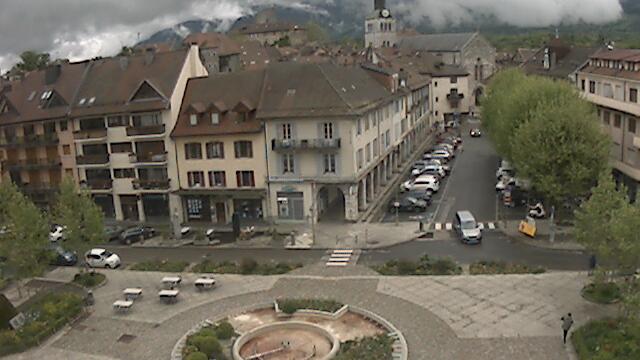 La Roche-sur-Foron: Place de la république